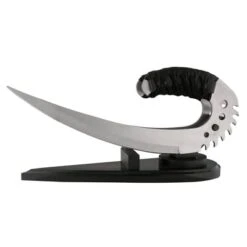 Chronicles Of Riddick Claw Dagger Saber Knife Includes Display Stand